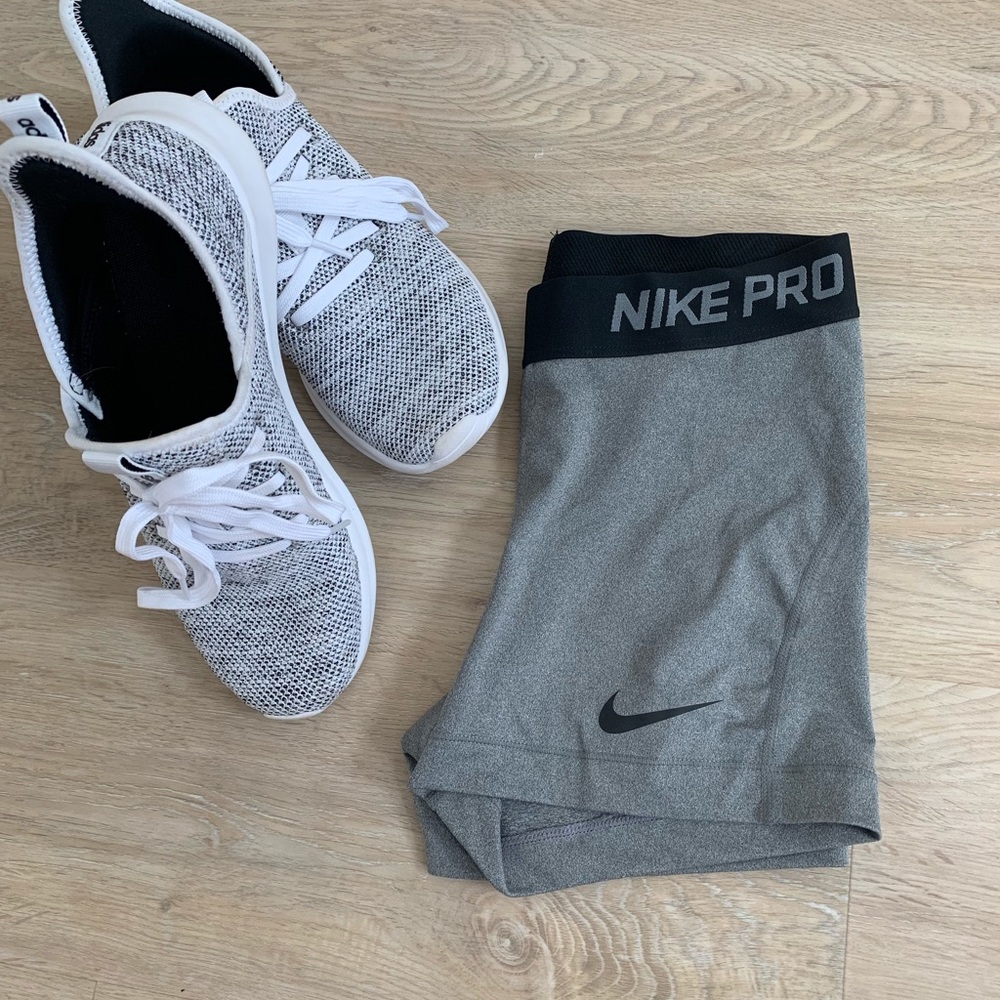 Women’s Nike compression shorts